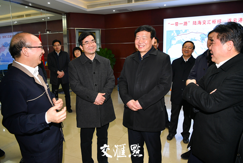 2月5日至6日，省委書記婁勤儉在連云港調(diào)研。圖為婁勤儉在中哈（連云港）物流基地了解情況。交匯點記者 肖勇 攝